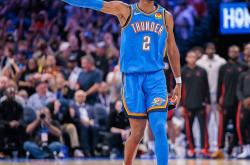 大胆预测，NBA全明(míng)星世界队首发五虎，99%是以下五位球员