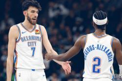 NBA消息(xī)：雷霆下起三分雨，大勝(shèng)勇士24分