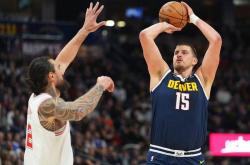 NBA｜約(yuē)基奇申京均打(dǎ)出三双 掘金加时击败火箭(jiàn)