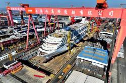 双船坞并進(jìn)，八批(pī)次(cì)领跑！外高桥造船“十四五”实現(xiàn)产品谱系全麪(miàn)升级