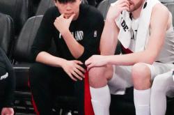 （体育）籃(lán)球——NBA常规赛：开拓者胜国王