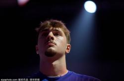 勇士內(nèi)震：乔纳森-库明加提(tí)出交易请求，管理(lǐ)层面临关鍵(jiàn)抉择