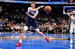 湖人(rén)勇士黄蜂上(shàng)榜！战绩出人(rén)意料