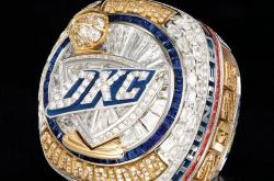 俄克拉荷马城雷霆队NBA总冠军戒指亮相(xiāng)