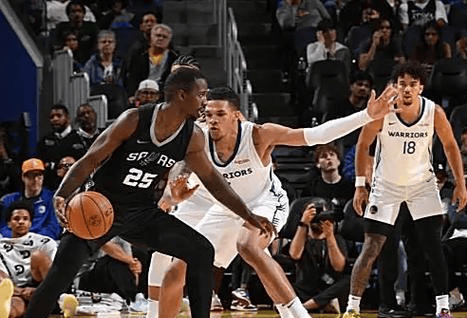 NBA 直播正酣：黑马逆袭冲击季后赛，老牌劲旅死守排名