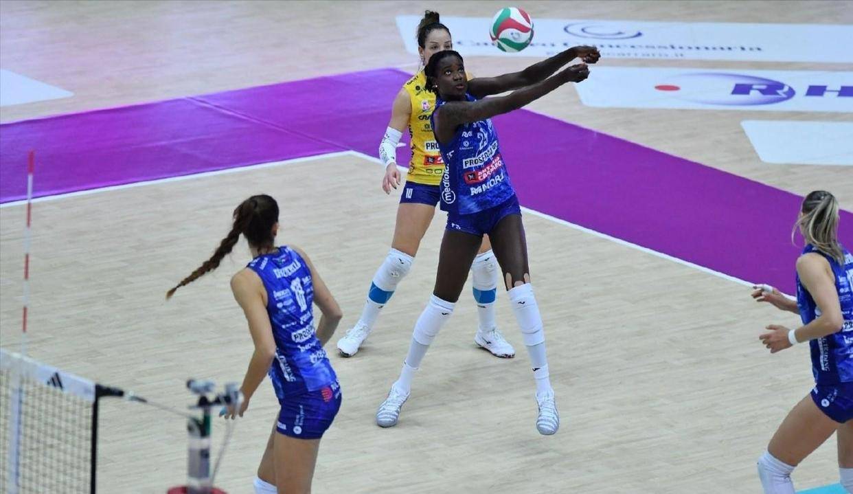 朱婷回归被问！科内五局大战，技术统计