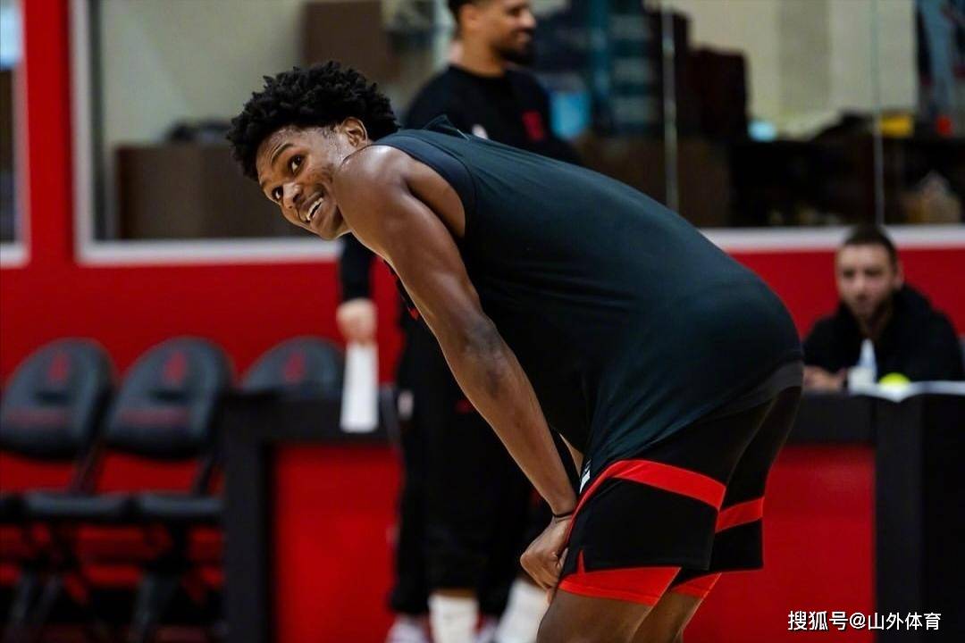 阿门赛季罚球命中率正式来到80%大关