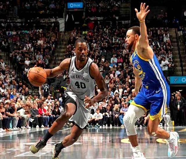 NBA精彩不断：库里49分准绝杀+哈登41+三双！众强队发力冲击排名