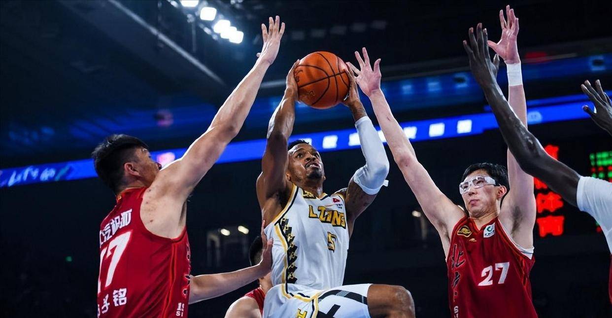 布朗亲自推荐！28岁NBA落选秀空降广厦，总决赛MVP竟主动让出首发