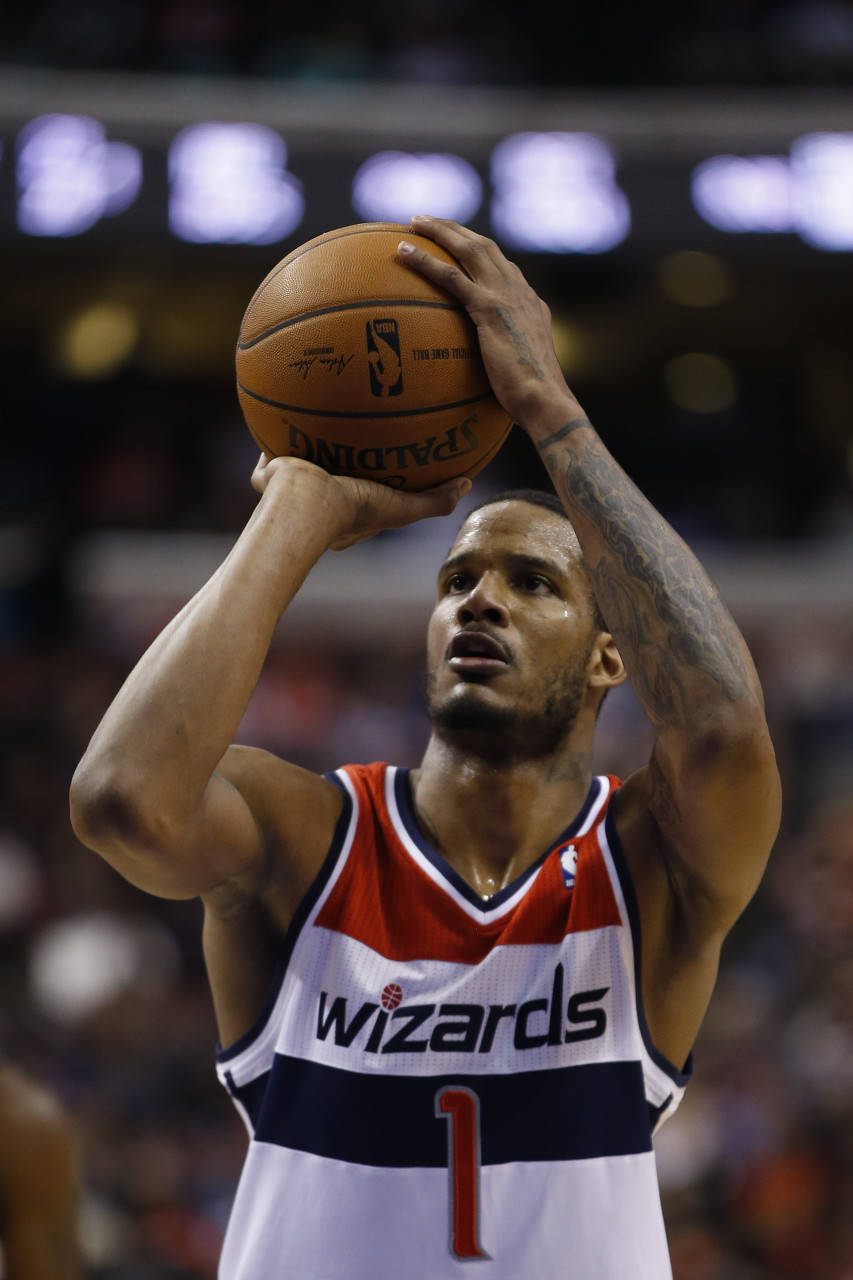 各队单场三分纪录都由谁保持？仅三人单场13+三分 哈登3次平纪录