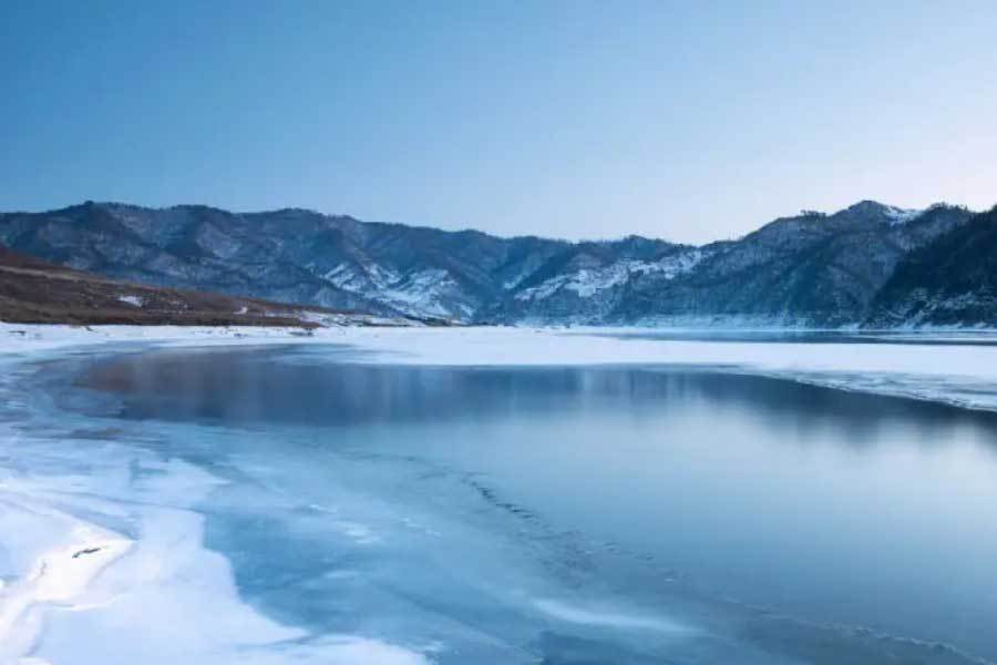 网球明星创办青少年训练营