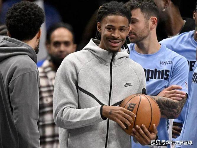 NBA调查莫兰特辱骂克莱，可能要对他进行一些处罚和罚款