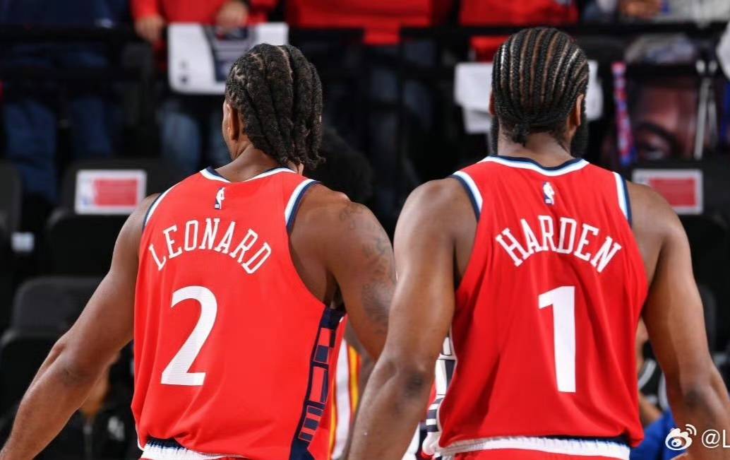 NBA官方：双子星闪耀，快船势不可挡